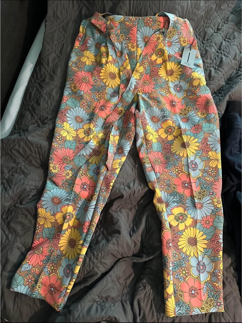 One by Chapter One Floral Pants - Picture 1 of 3